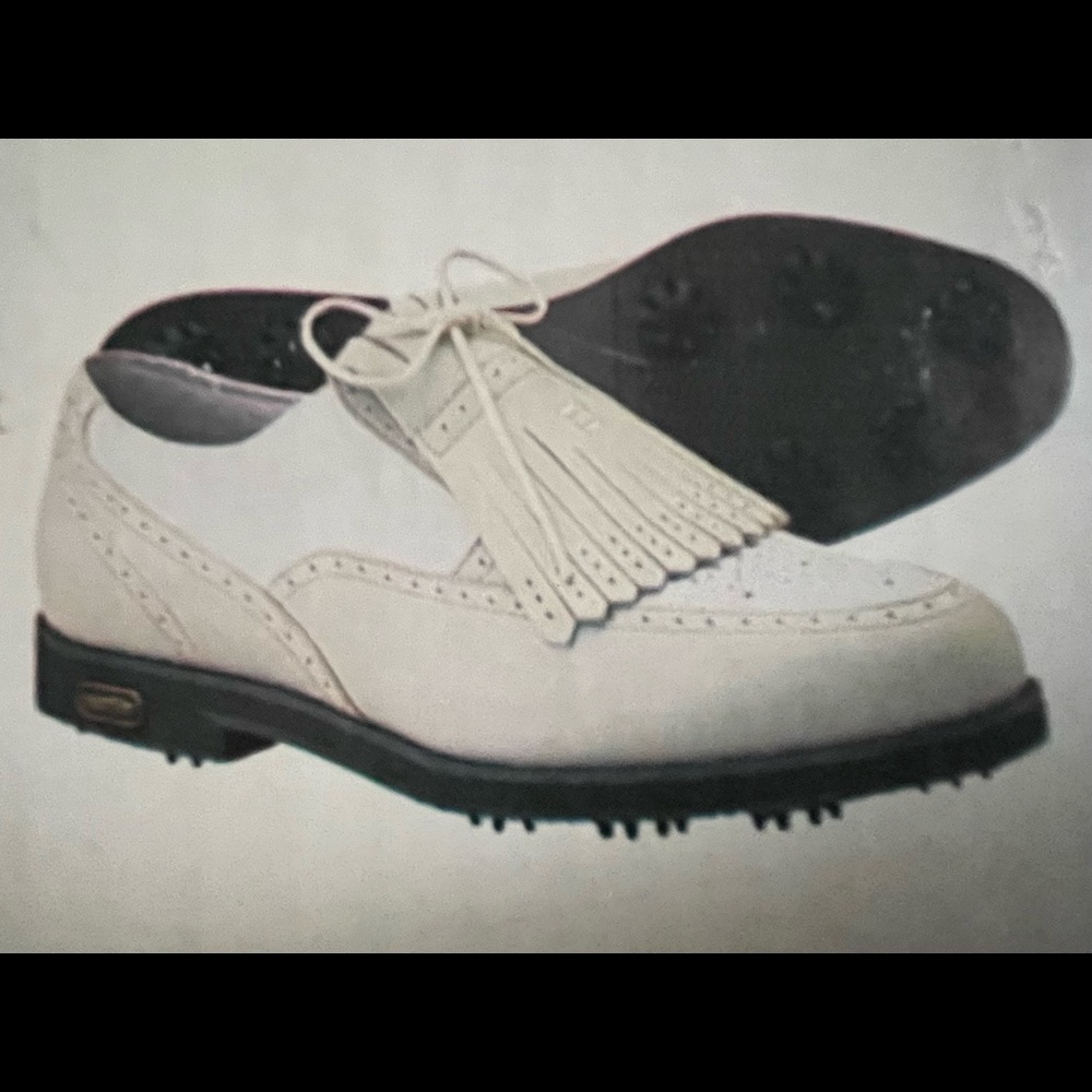 FootJoy Europa Women’s sz 11 Leather golf shoes. Good condition.